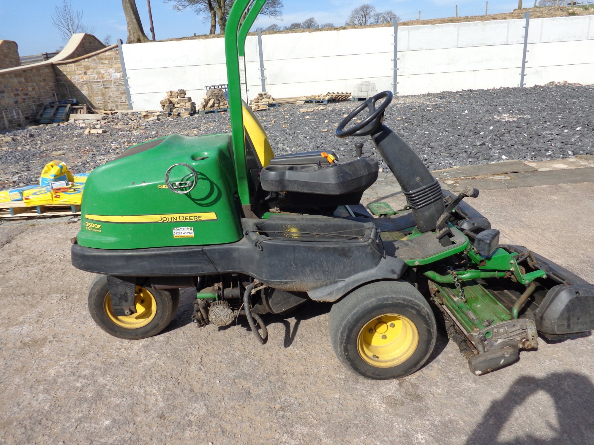 John Deere 2500E Balmers GM Ltd